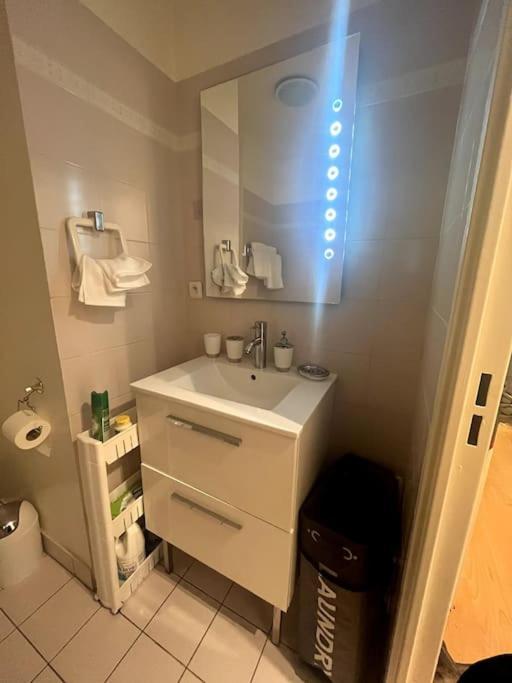 Wondersuite Appartement - Centre Ville Avec Parking Couvert -15Mn De Paris Et 10 Mn De Stade De France, Wifi, Netflix Deuil-la-Barre Exterior photo